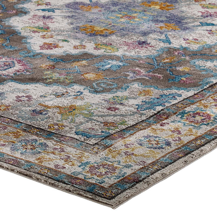 Success Anisah Distressed Floral Vintage Medallion Area Rug