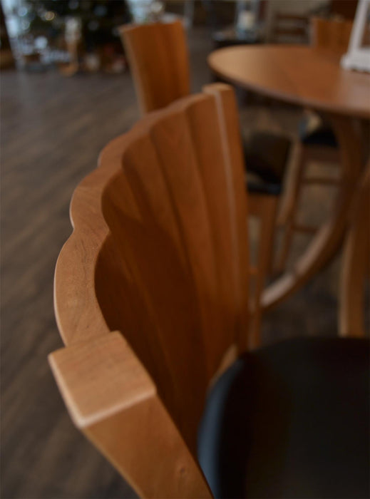 2015-0401 Rippleback Dining Chair