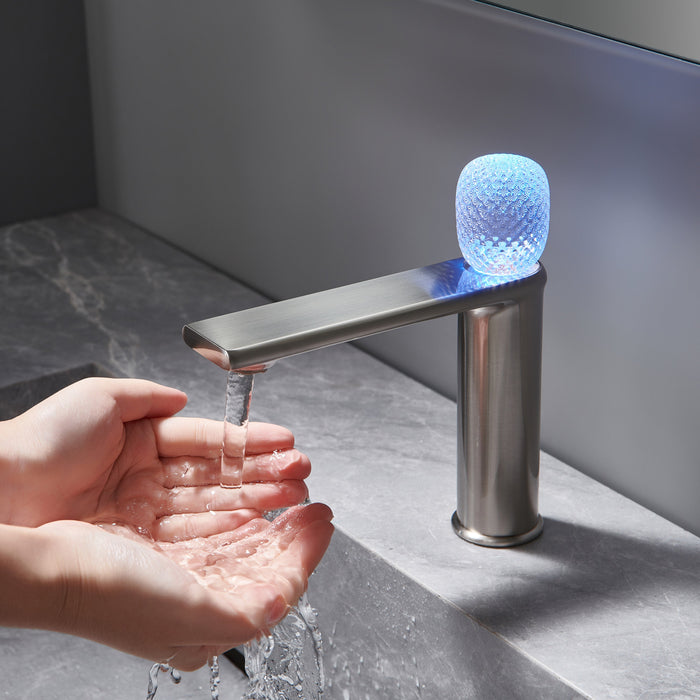 wonderland shower inc Lumina crystal Single Handle Single Hole Bathroom Sink Faucet with Pop up drain overflow - Detail View