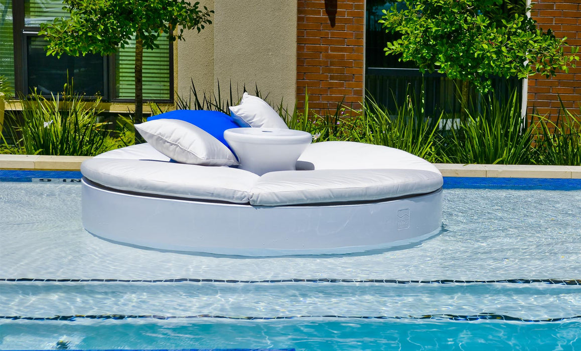 Ledge Lounger Signature 6' Round Sunbed Five Piece with Hole — view 2