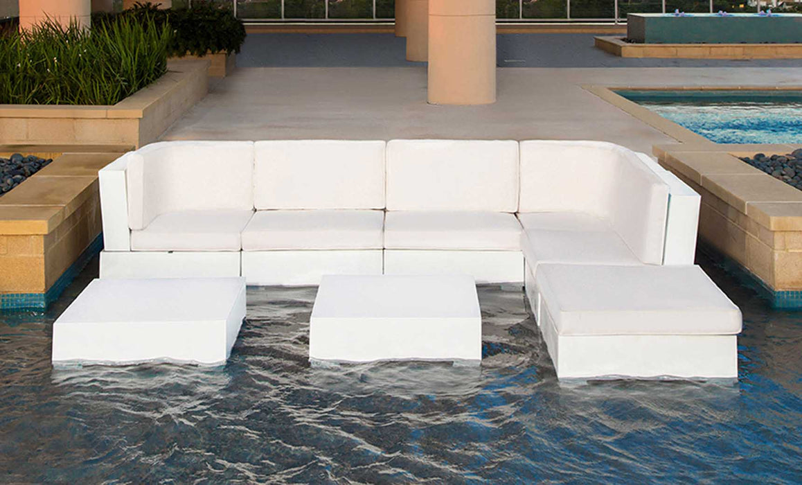 Ledge Lounger Signature Sectional Middle — view 3