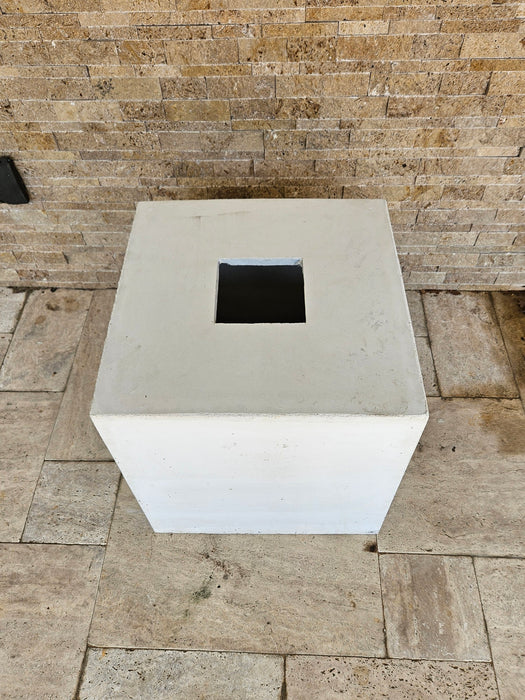 TessaRai Prefab Bowl Column — 22"x22"x24" tall
