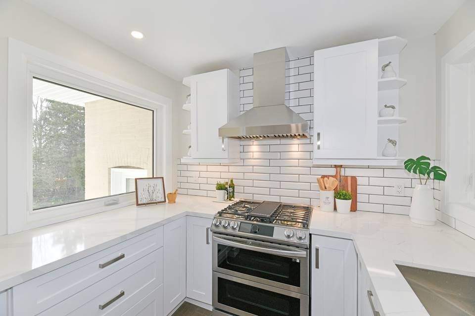 Victory Range Hoods 36 Inch 750 CFM Wall Mount Range Hood - VICTORY Twister