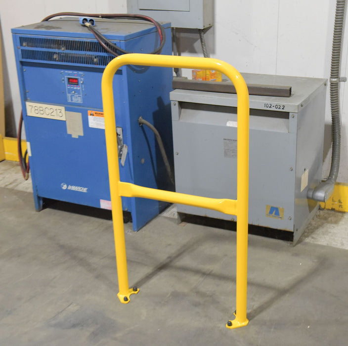 Vestil VDKR-2-BP-YL steel pipe safety railing with welded baseplate - view 7