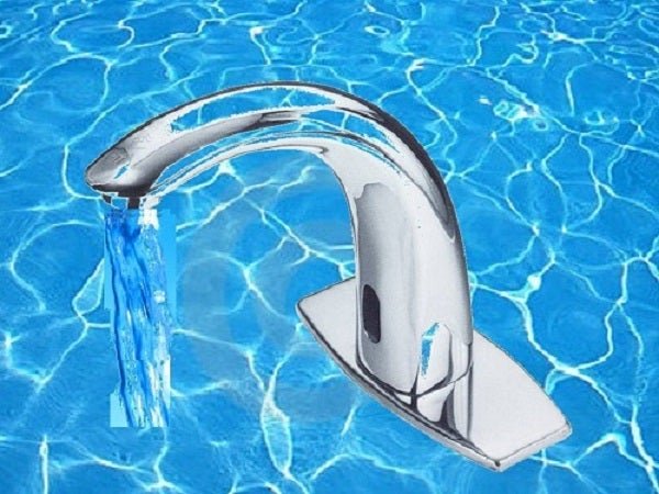 AquaIntelligente Commercial Sensor Faucet by Cascada Showers - Product Image 5