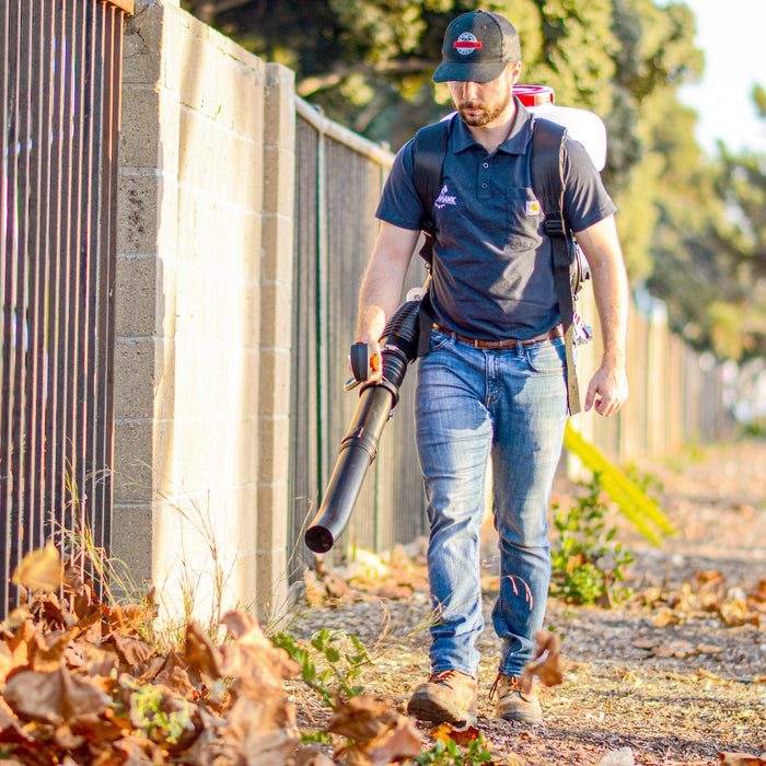 Tomahawk Power 3.7 Gal Backpack Mosquito Fogger Leaf Blower for Pest Control - Detail View 2