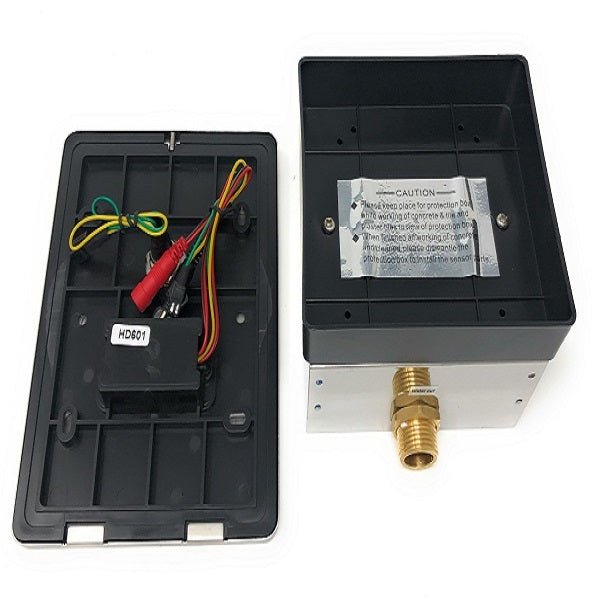 Cascada Concealed Sensor Urinal Flush Valve (Push Button) - Close-Up