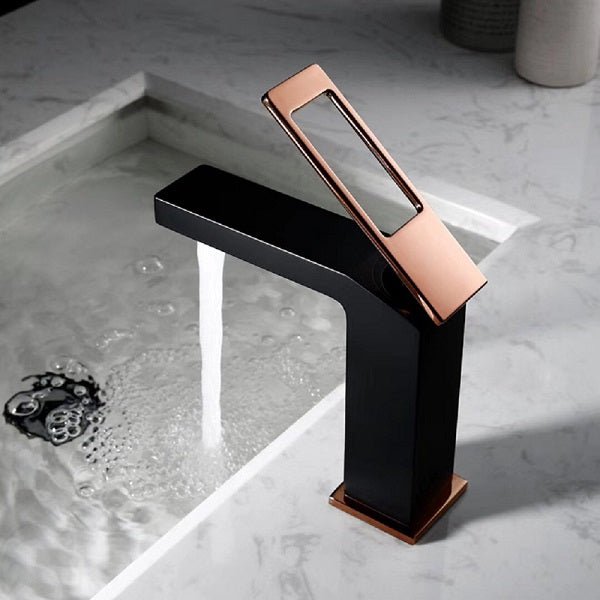 Cascada Aosta Single-Handle Faucet - Sleek Design in Black & Rose Gold Finish - Detail View