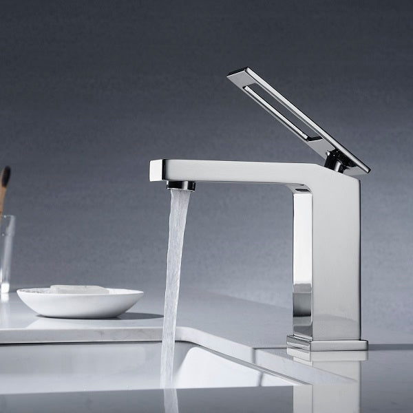 Cascada Aosta Modern Design Single Handle Bathroom Sink Faucet