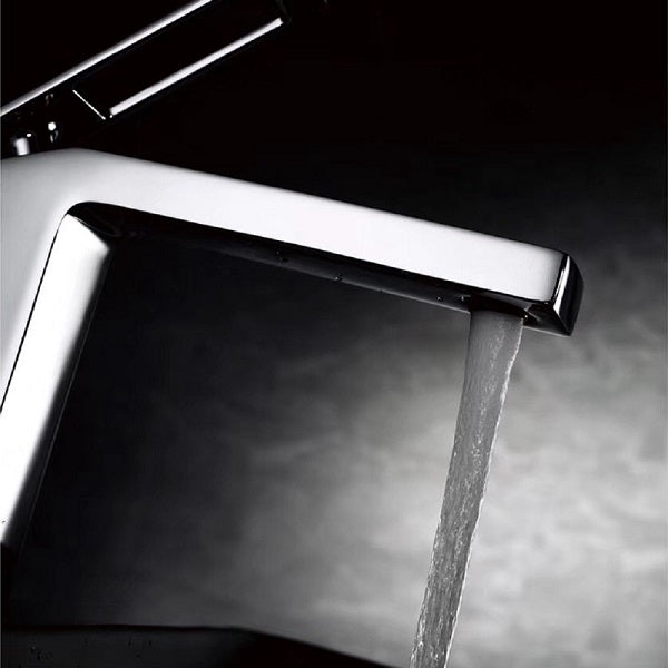 Cascada Aosta Single-Handle Vessel Faucet - Sleek Design in Polished Chrome Finish - Close-Up