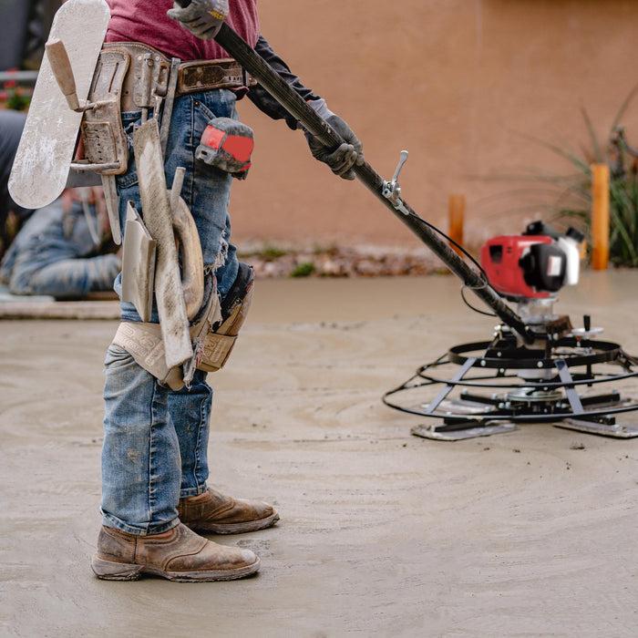 Tomahawk Power 30" Portable Honda Concrete Power Trowel with 18ft Bull Float Handle GX35 - Detail View 2