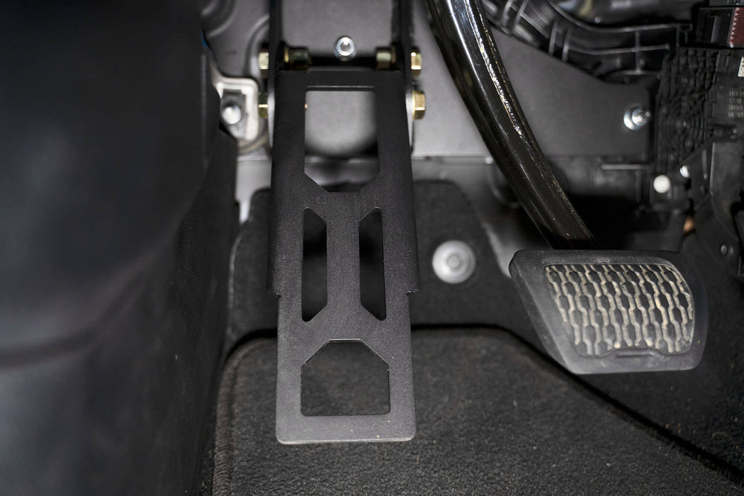 DV8 Offroad 2018-2026 Jeep JL/JT Adjustable Dead Pedal – image 2 of 7