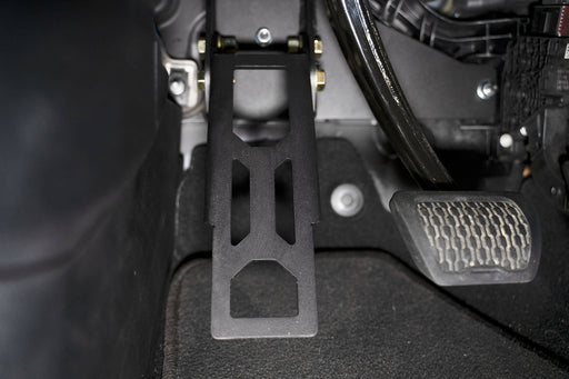 DV8 Offroad 2018-2026 Jeep JL/JT Adjustable Dead Pedal – image 2 of 7