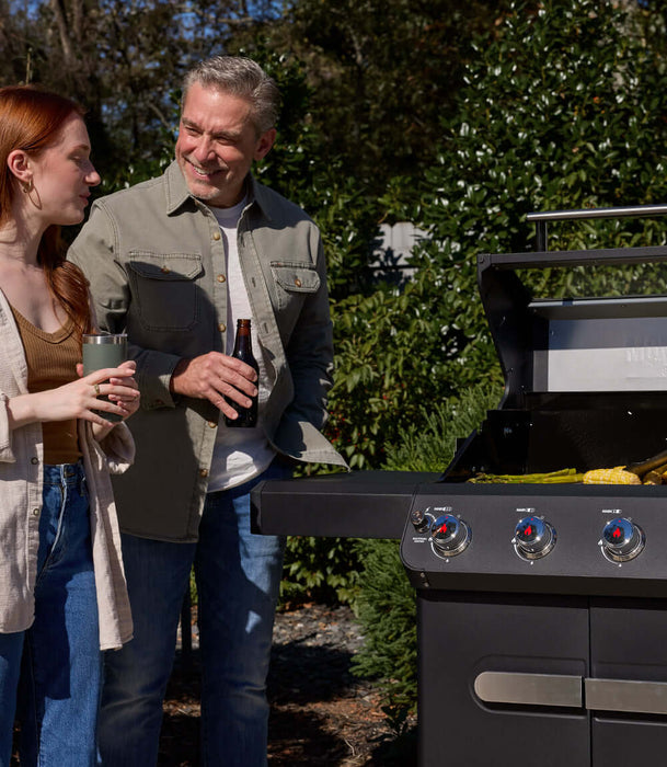 Monument Grills Mesa 425 | Black Propane Gas Grill 4 Burner Grill - Detail View