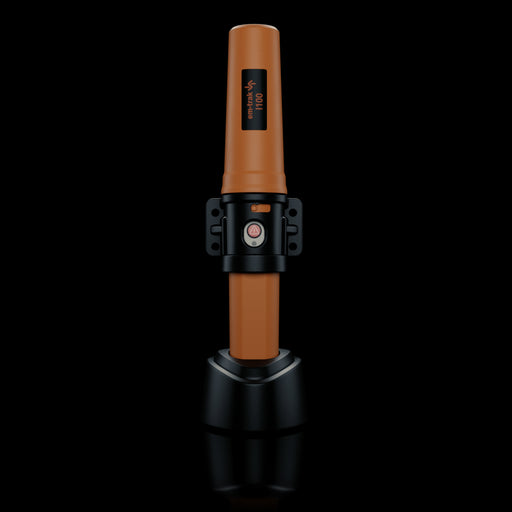 em-trak I100-X AIS small vessel tracker on bracket, front view