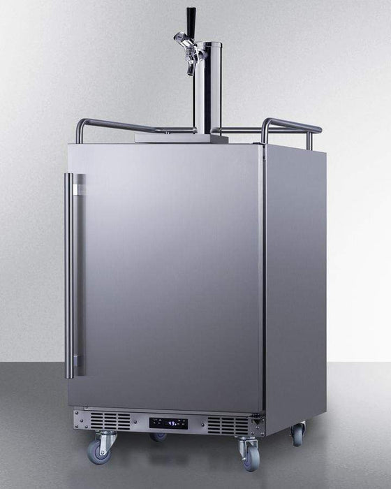 Summit 24" Wide Built-In Outdoor Commercial Beer Kegerator / 5.6 cu.ft. Capacity, Commercial Tap Kit, Automatic Defrost, Digital Thermostat, TapLock Included, Tap Cool System / BC74OSCOM