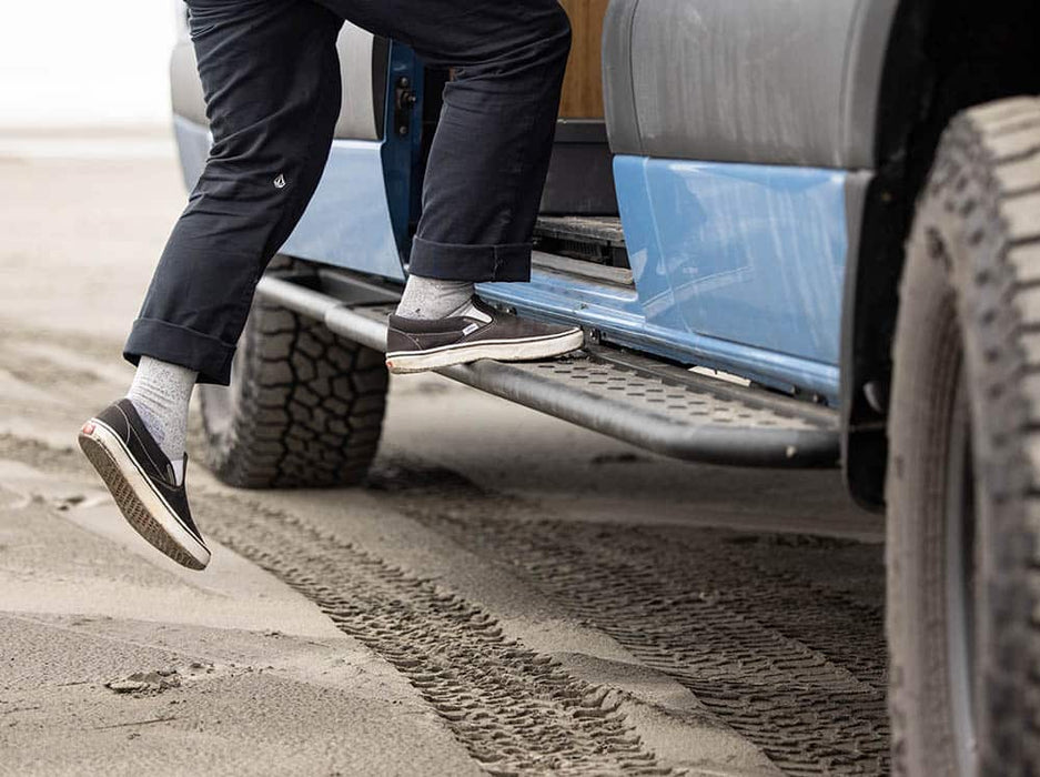 Flatline Van Co. 2007-2026 Mercedes-Benz Sprinter Van Side Steps – image 8 of 13