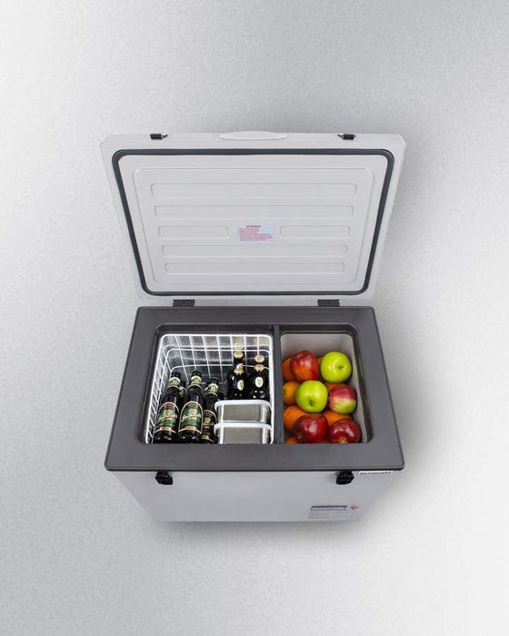 Summit Portable Cooler Refrigerator Freezer / Camping, Insulated Cover, Wire Basket, Handles / SPRF56