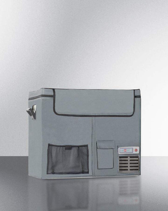 Summit Portable Cooler Refrigerator Freezer / Camping, Insulated Cover, Wire Basket, Handles / SPRF56