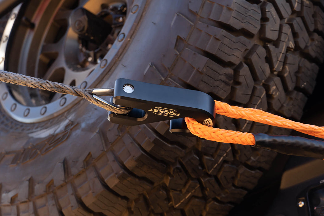 DV8 Offroad Pocket Fairlead For Synthetic Rope Winches – image 13 of 20