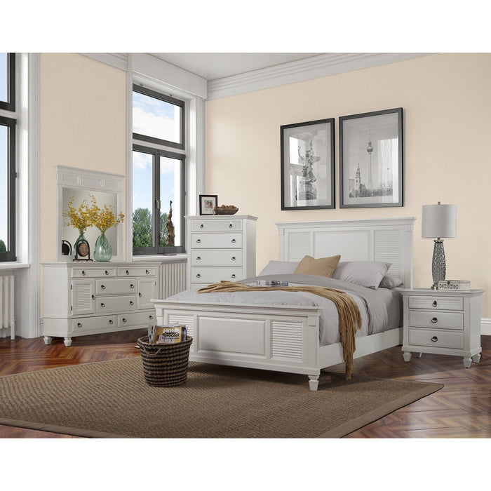 Alpine Furniture Winchester Chest, White