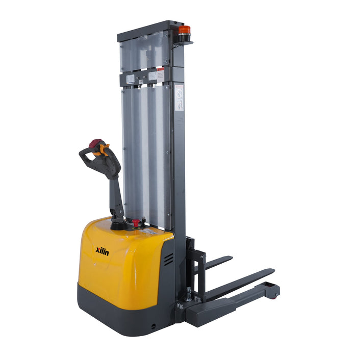 Xilin CTD15R-EN-130 3,300 lb full electric stacker front view