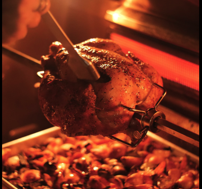 Fire Magic Aurora A790I 36-Inch Built-In Propane Gas Grill With Magic View Window, Rotisserie, And Analog Thermometer - A790I-8EAP-W Fire Magic